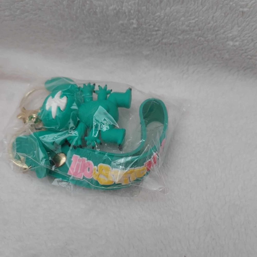 Stitch keychain - Picture 2 of 2